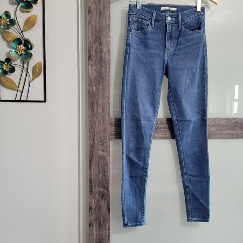Levi's 720 high rise super skinny